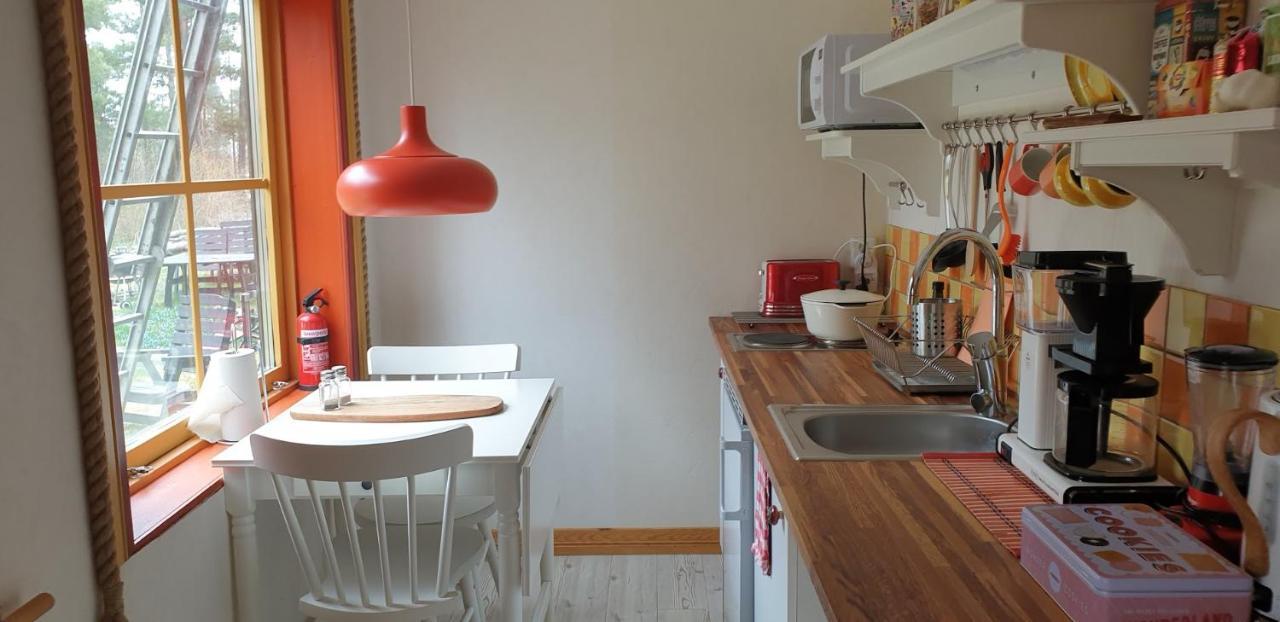 Woodstock B & B Studios Bålsta Kültér fotó