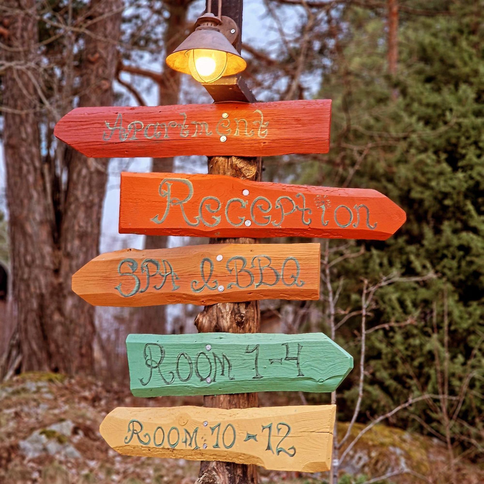 Woodstock B & B Studios Bålsta Kültér fotó